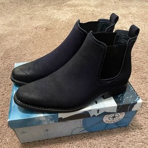 NEW Men’s Chelsea Boots